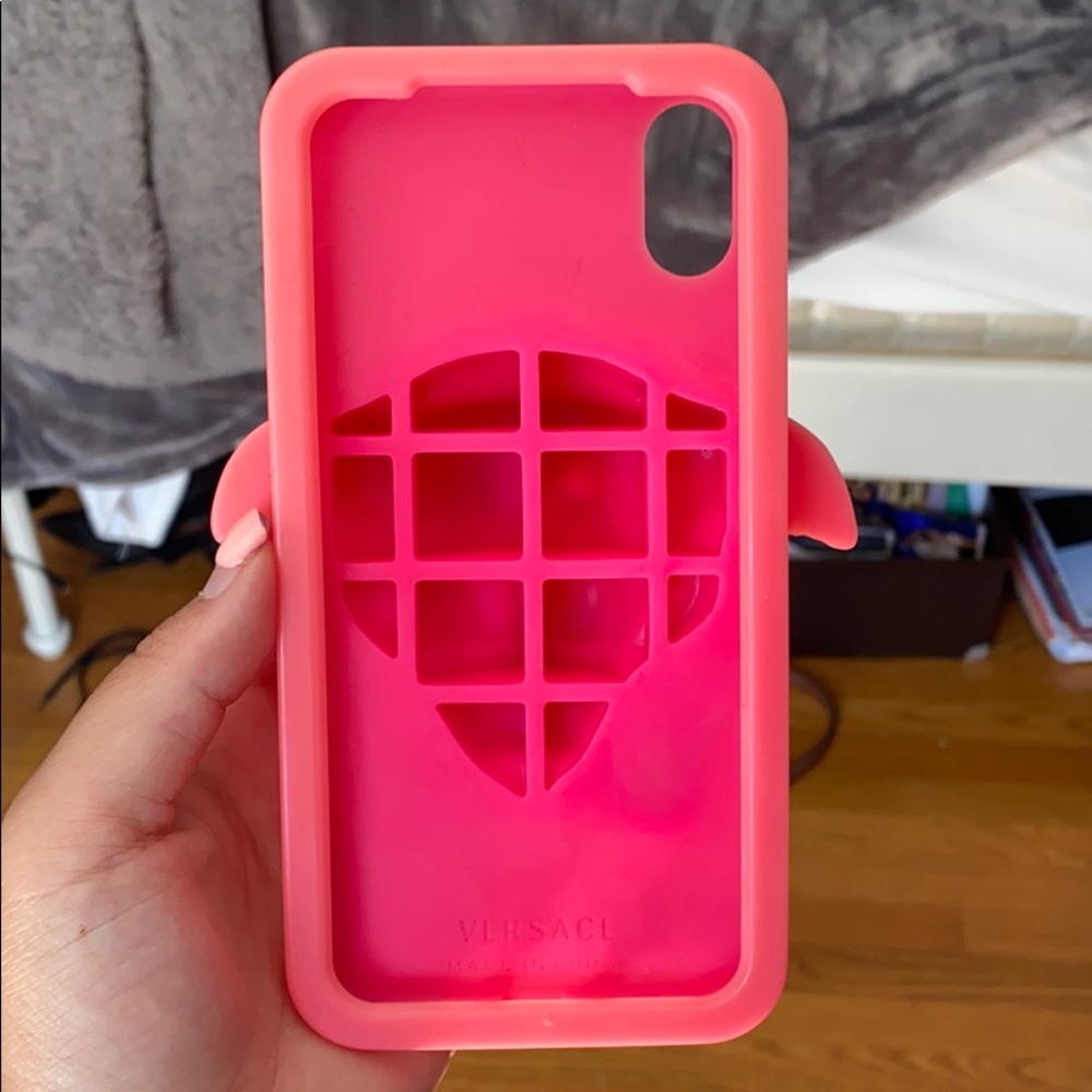 Showing front side of versace case